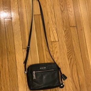 Black Michael Kors Crossbody